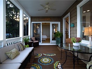 Floor Screened Porch