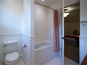 Floor Kids Bathroom 2